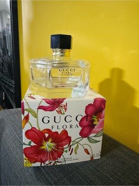 🌺Gucci Flora Empty Bottle with original Box